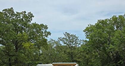 Airstream 34 at Gamble Hollow