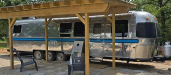 Airstream 34 at Gamble Hollow