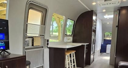 Airstream 34 at Gamble Hollow