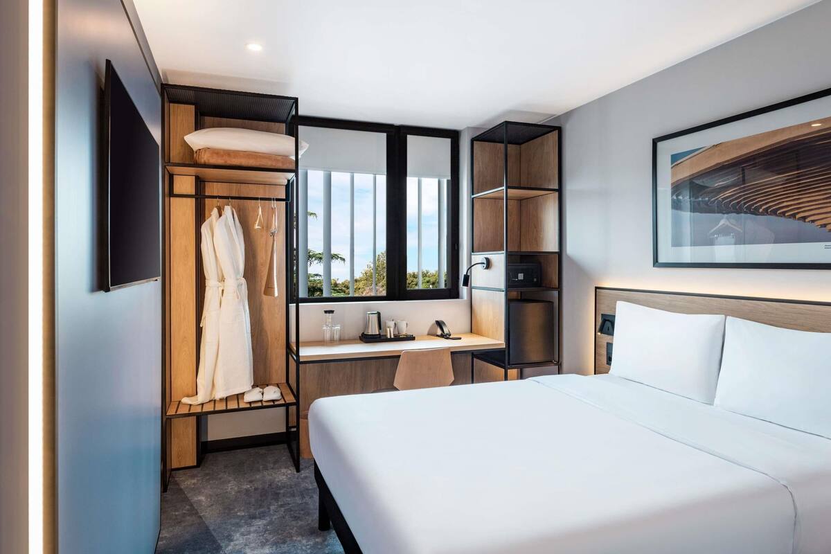 Coffres-forts dans les chambres, chambres insonorisées, draps fournis