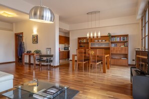 Interior - Sunlight Fortezza - Bright apartment (Firenze)