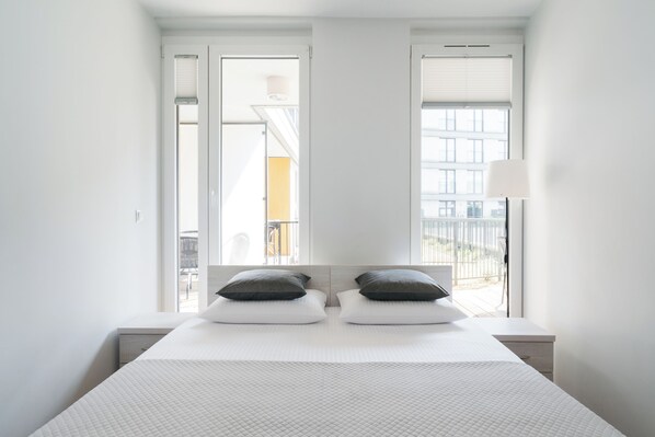 Apartment (8/6) | Laptop workspace, iron/ironing board, cots/infant beds, free WiFi - Native Apartments Masarska 8 (Kraków)