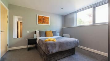 Apartment | 2 bedrooms, free WiFi, bed sheets