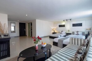 Deluxe Triple Room, Balcony - Siem Reap Comfort Boutique (Siem Reap)
