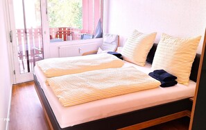 2 bedrooms, desk, travel crib, WiFi