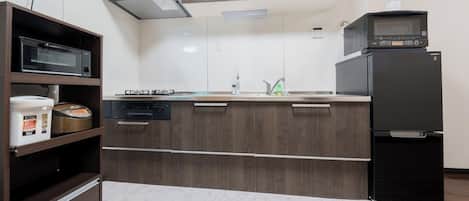 Apartment | Private kitchen | Fridge, microwave, stovetop, rice cooker
