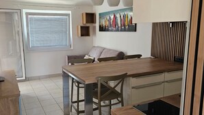 Apartment (Two Bedroom Apartment with Terrace) | Living room - Apartment M & VALENTIN (Nin)