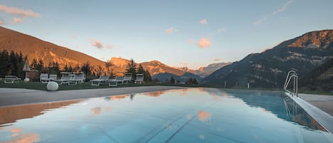 Sauna, poreallas, höyrysauna