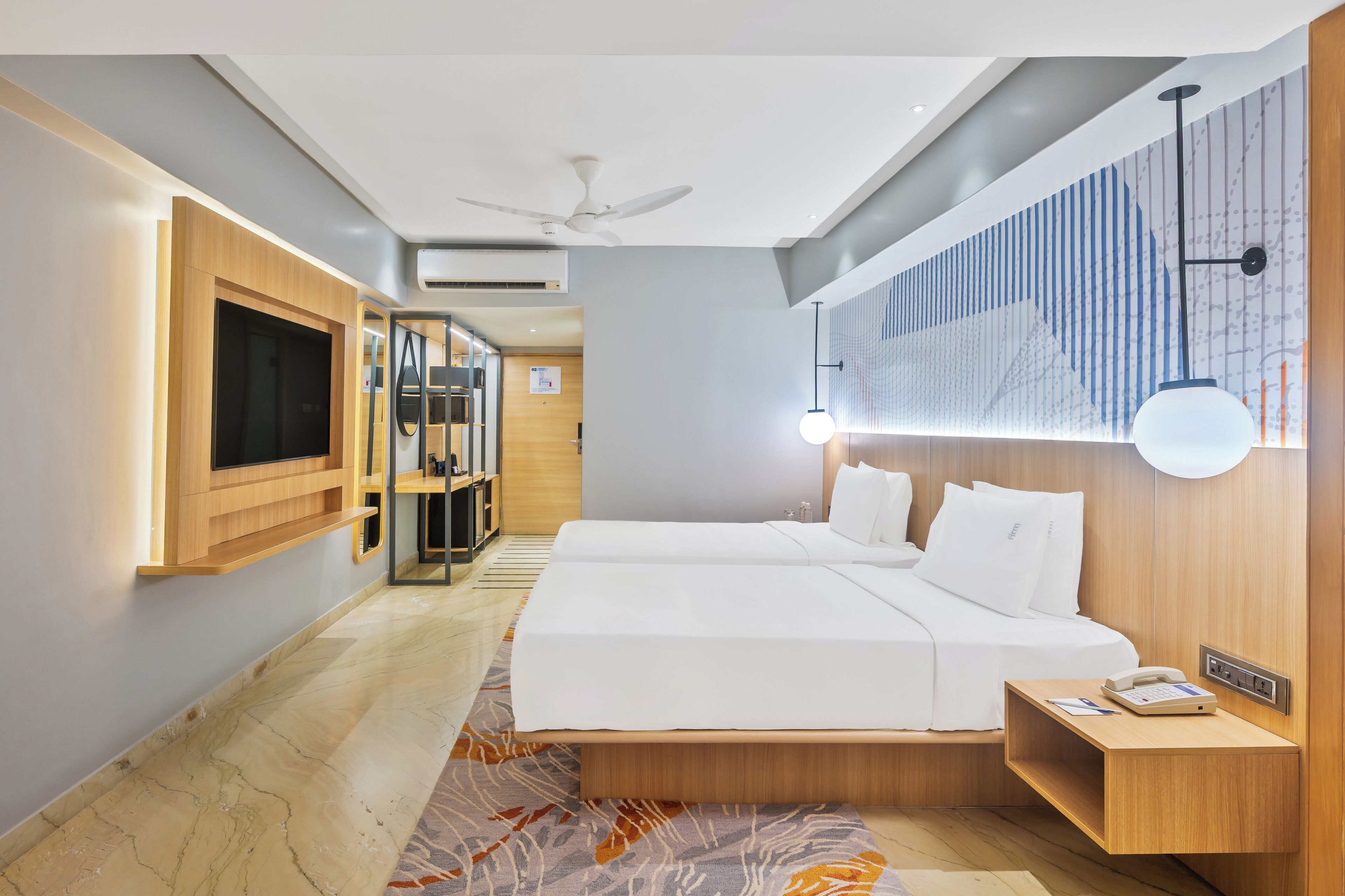 Laptop workspace, free WiFi, bed sheets