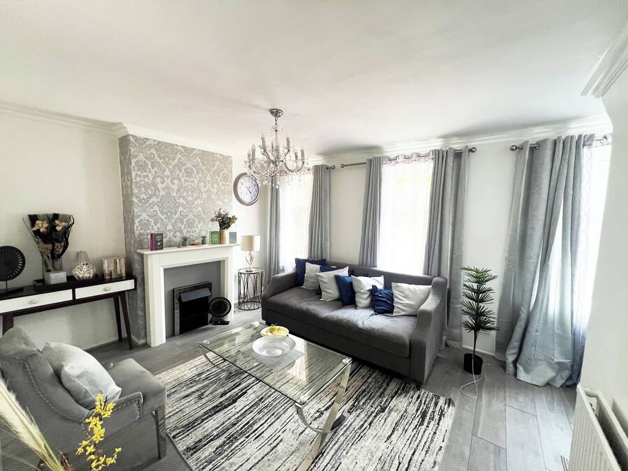 House | Living area | TV