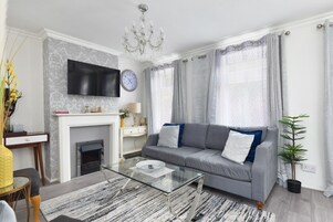 House | Living area | TV