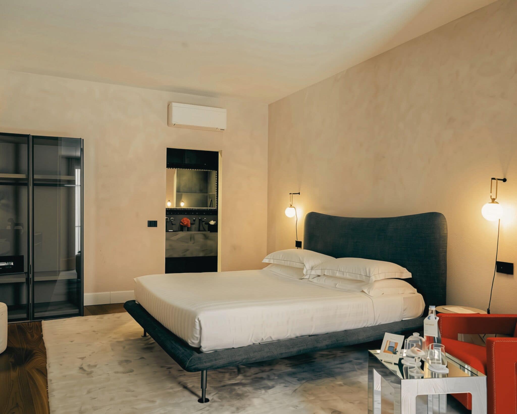 Premium bedding, minibar, in-room safe, laptop workspace