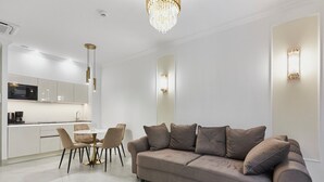 Suite | Setrika/meja setrika, Wi-Fi gratis, dan seprai linen
