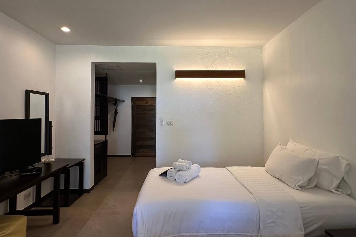 Chambre Standard avec lits jumeaux | Accès au Wi-Fi (inclus), literie fournie