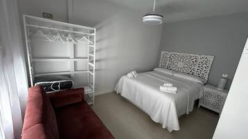 1 bedroom, iron/ironing board, travel crib, WiFi