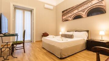 1 bedroom, Frette Italian sheets, premium bedding, down duvets