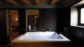 Sauna seca, banheira de hidromassagem, sauna a vapor