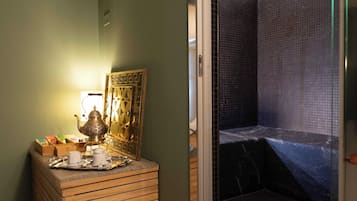 Sauna, vasca idromassaggio, bagno turco