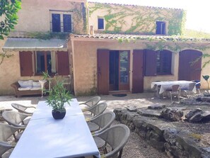 Outdoor dining - Casa-Amanda pinede piscine privée calme absolu (Mimet)