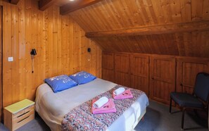 2 chambres, bureau, fer et planche à repasser, Wi-Fi