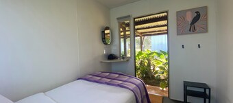 Shearer's Shacks with shared bathroom, free wifi