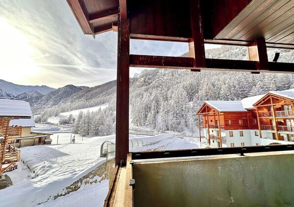 Property grounds - CASA-Bois de Pisan au pied des pistes (Molines-en-Queyras)