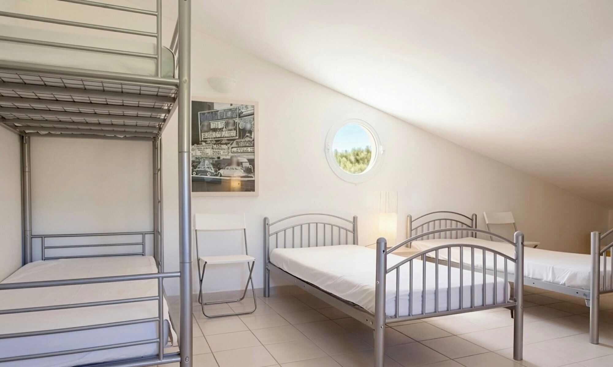 5 chambres, bureau, fer et planche à repasser, Wi-Fi