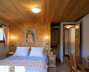 8 bedrooms, WiFi - Casa-Chalet du Torchet: luxe chalet avec vue (Champagny-en-Vanoise)