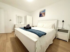 2 bedrooms, iron/ironing board, travel crib, free WiFi