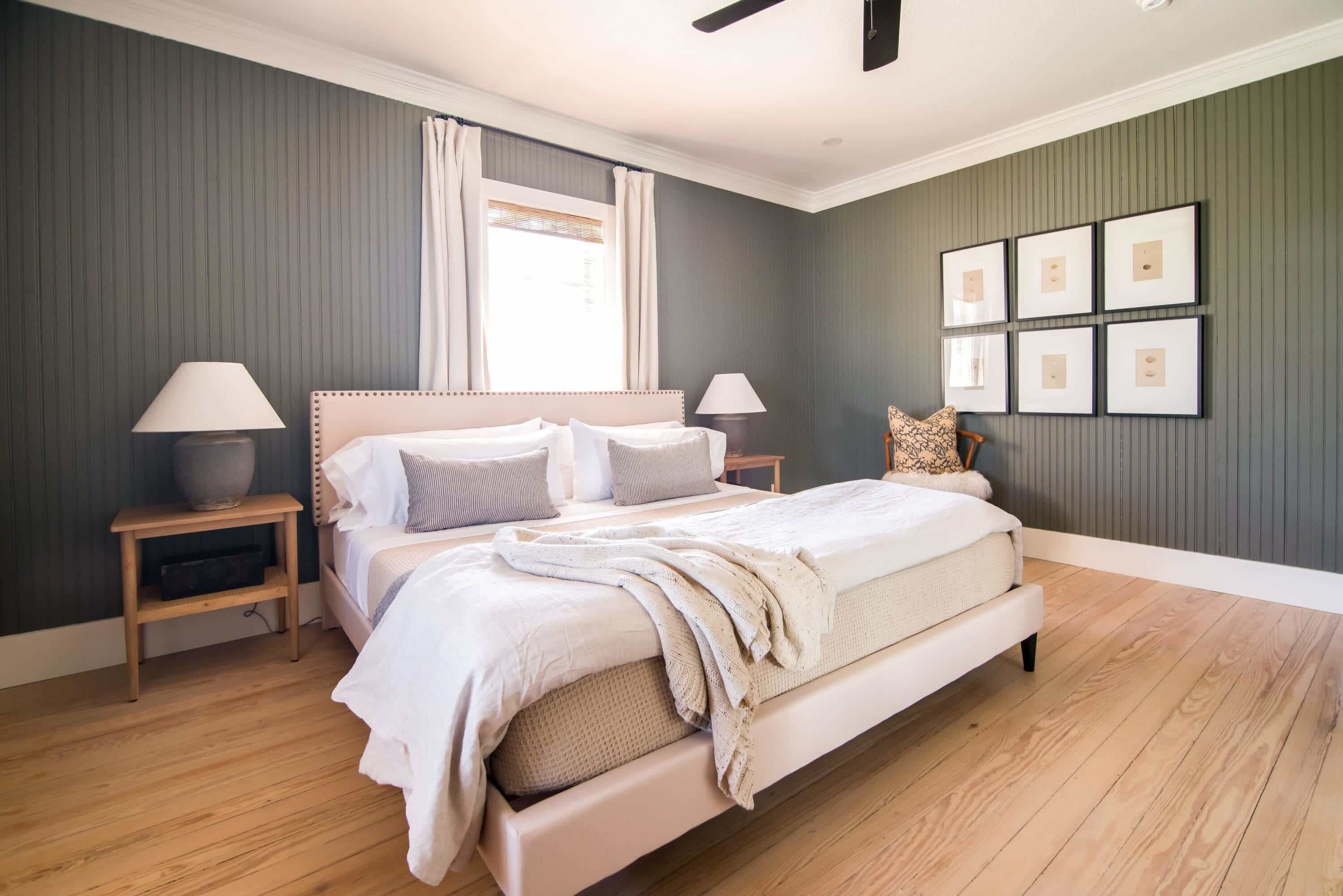 2 dormitorios, tabla de planchar con plancha, wifi y ropa de cama