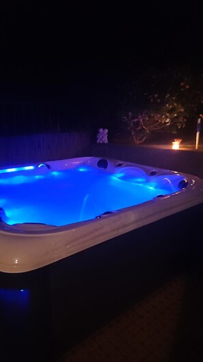 Huoneisto | Uima-allas