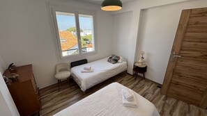 3 bedrooms, WiFi, bed sheets