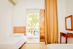 Habitación triple | Ropa de cama