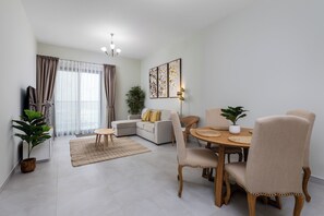 Apartamento conforto, sacada | Área de estar