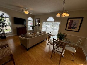 TV - Amazing 1BR condo on the ground floor (Myrtle Beach)