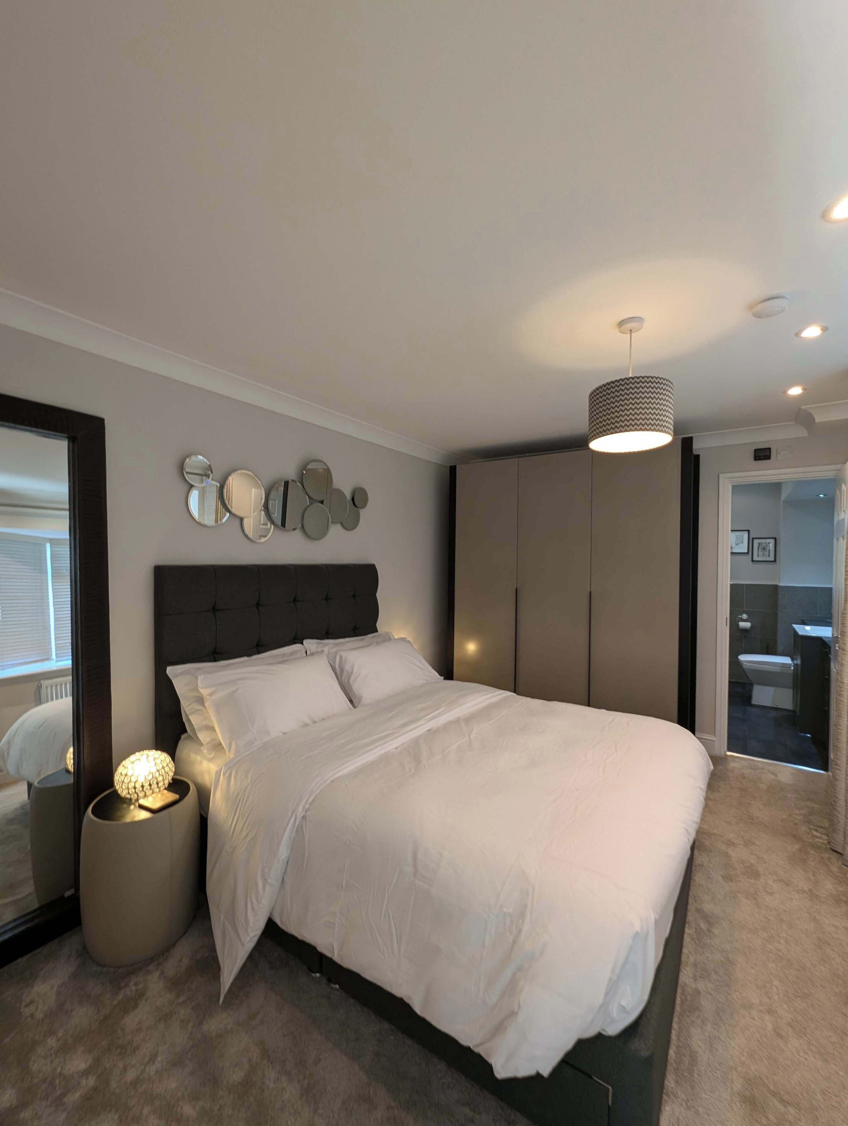 3 bedrooms, iron/ironing board, Internet