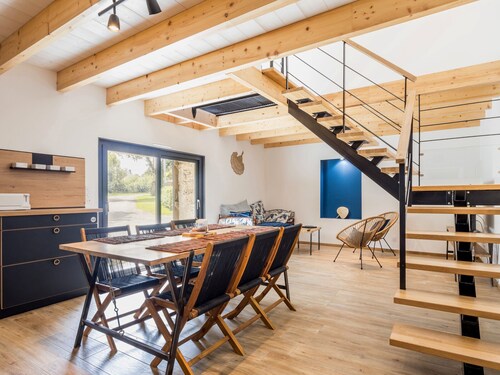 Charming Renovated Barn with Private Courtyard, Near Nantes and St Nazaire