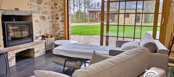 Riverside Cottage with Fireplace, Fishing & Nature Trails - Sleeps 4