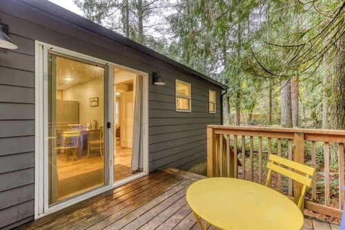 Entire Renovated Motel with Rustic Charm