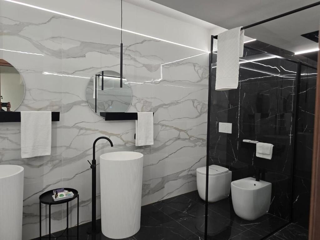 Suite, balcone, vista montagna | Bagno