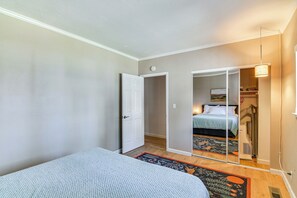 House (3 Bedrooms) | Interior - South Lake Tahoe Cabin: Near Skiing & Beach Access (South Lake Tahoe)