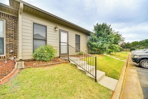 Apartment (1 Bedroom) | Interior - Huntsville Condo w/ Patio Near Redstone Arsenal! (Huntsville)