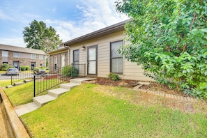 Apartment (1 Bedroom) | Interior - Huntsville Condo w/ Patio Near Redstone Arsenal! (Huntsville)