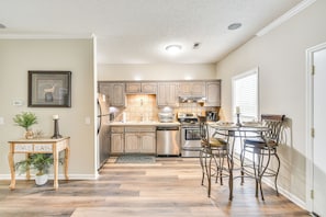 Apartment (1 Bedroom) | Interior - Huntsville Condo w/ Patio Near Redstone Arsenal! (Huntsville)