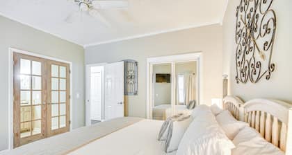 Huntsville Condo w/ Patio Near Redstone Arsenal!