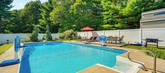 Pool, Yard & Game Room: Family Home in Kunkletown