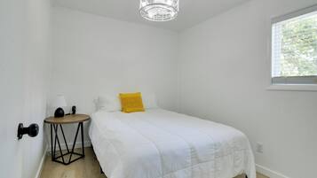 Apartment (1 Bedroom) | Interior