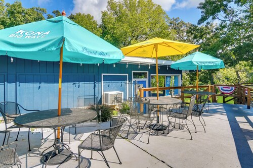 Table Rock Lake Apt w/ Community Dock & Fire Pits!