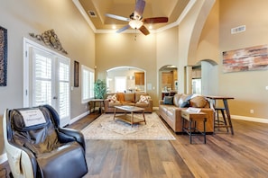 House (3 Bedrooms) | Interior