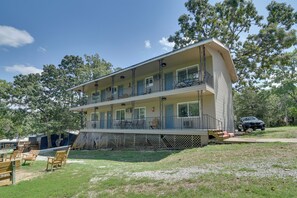 Apartment (0 Bedroom) | Interior